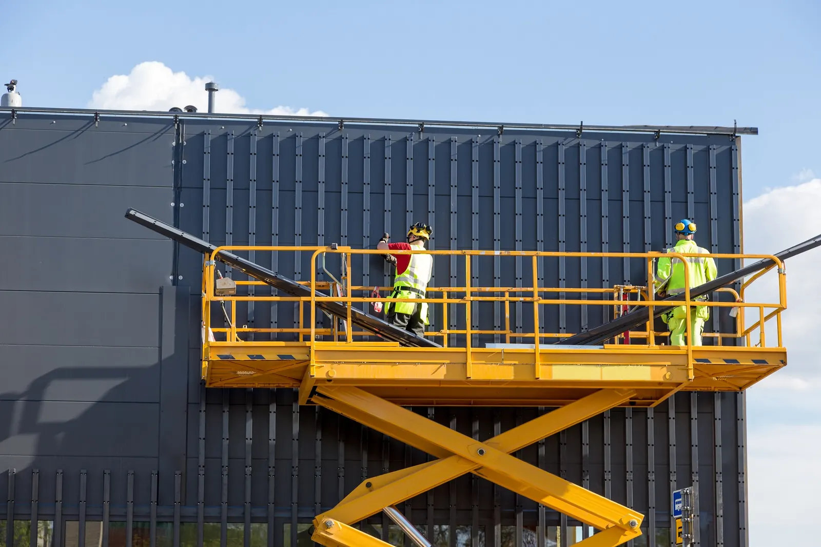Mobile elevated working platform training